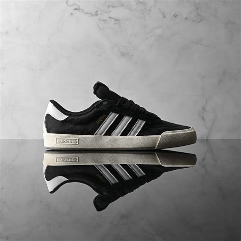 cheap adidas skate shoes australia|Adidas originals skate shoes.